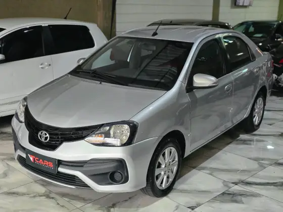 TOYOTA ETIOS 1.5 X PLUS SEDAN 16V FLEX 4P AUTOMÁTICO TOYOTA ETIOS 1.5 X PLUS SEDAN 16V FLEX 4P AUTOMÁTICO
