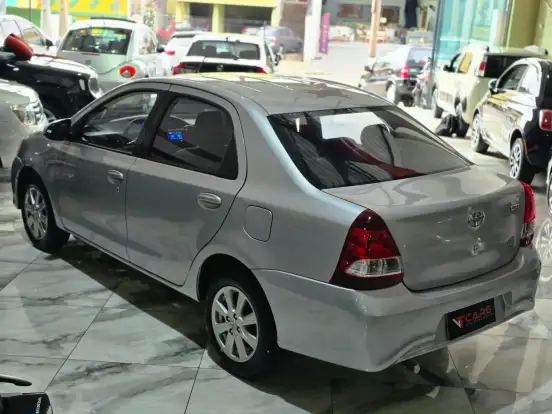TOYOTA-ETIOS-1.5 X PLUS SEDAN 16V FLEX 4P AUTOMÁTICO TOYOTA-ETIOS-2021