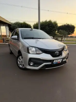 TOYOTA ETIOS 1.5 X SEDAN 16V FLEX 4P AUTOMÁTICO TOYOTA ETIOS 1.5 X SEDAN 16V FLEX 4P AUTOMÁTICO