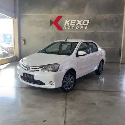 TOYOTA ETIOS 1.5 XLS 16V FLEX 4P AUTOMÁTICO TOYOTA ETIOS 1.5 XLS 16V FLEX 4P AUTOMÁTICO