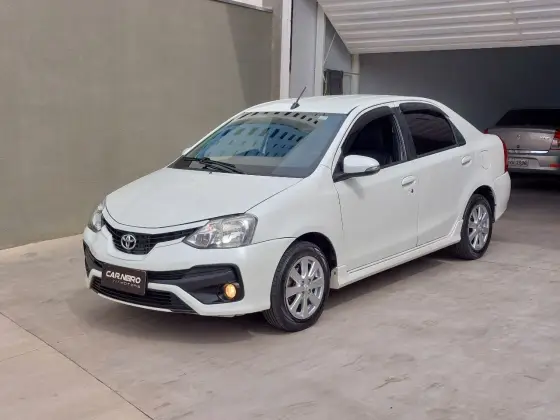 TOYOTA ETIOS 1.5 XLS SEDAN 16V FLEX 4P AUTOMÁTICO TOYOTA ETIOS 1.5 XLS SEDAN 16V FLEX 4P AUTOMÁTICO