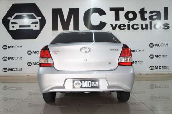 TOYOTA-ETIOS-1.5 X PLUS SEDAN 16V FLEX 4P MANUAL TOYOTA-ETIOS-2018