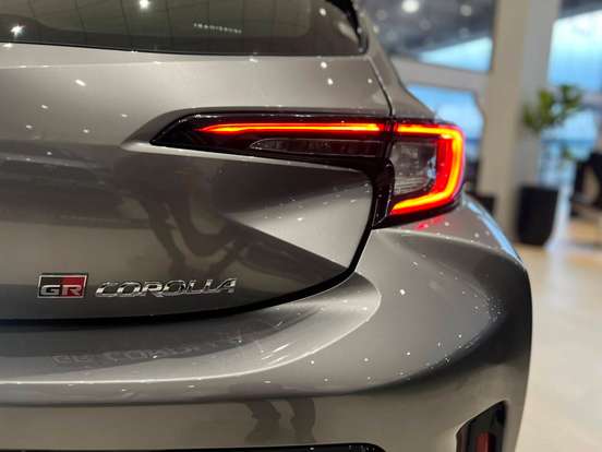 TOYOTA-GR COROLLA-2024