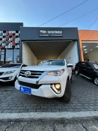 TOYOTA HILUX 2.7 SRV 4X2 CD 16V FLEX 4P AUTOMÁTICO TOYOTA HILUX 2.7 SRV 4X2 CD 16V FLEX 4P AUTOMÁTICO