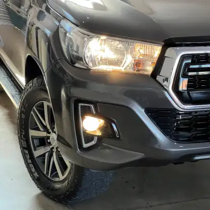 TOYOTA-HILUX-2019