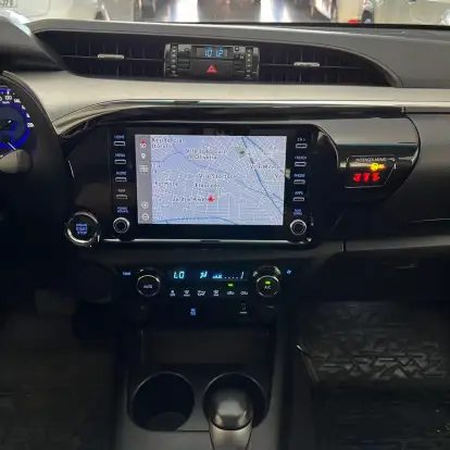 TOYOTA-HILUX-2019