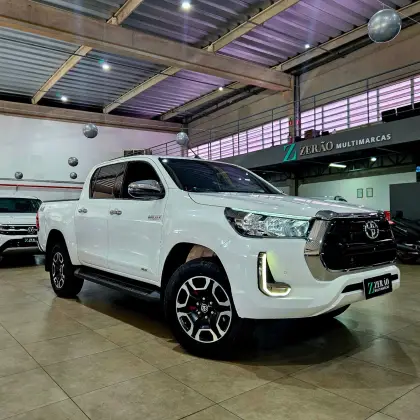 TOYOTA HILUX 2.7 VVT-i FLEX CD SRV 4X2 AUTOMÁTICO TOYOTA HILUX 2.7 VVT-i FLEX CD SRV 4X2 AUTOMÁTICO