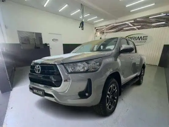 TOYOTA HILUX 2.8 D-4D TURBO DIESEL CD SRV 4X4 AUTOMÁTICO TOYOTA HILUX 2.8 D-4D TURBO DIESEL CD SRV 4X4 AUTOMÁTICO