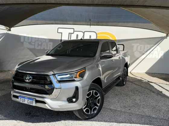TOYOTA HILUX 2.8 D-4D TURBO DIESEL CD SRX LIMITED 4X4 AUTOMÁTICO TOYOTA HILUX 2.8 D-4D TURBO DIESEL CD SRX LIMITED 4X4 AUTOMÁTICO