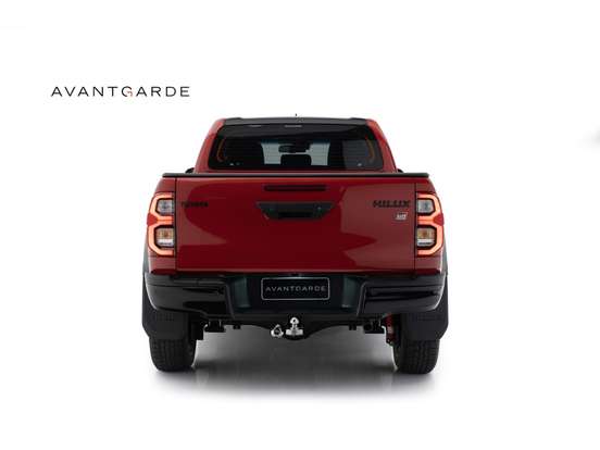 TOYOTA-HILUX-2024