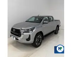 TOYOTA HILUX 2.8 D-4D TURBO DIESEL CD SRX 4X4 AUTOMÁTICO TOYOTA HILUX 2.8 D-4D TURBO DIESEL CD SRX 4X4 AUTOMÁTICO