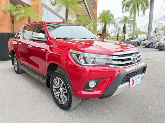 TOYOTA-HILUX-2017