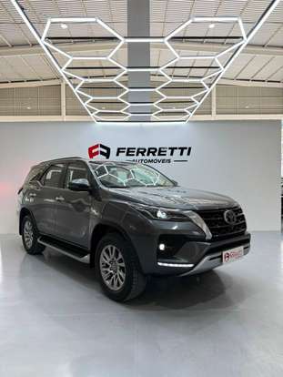 TOYOTA-HILUX SW4-2021