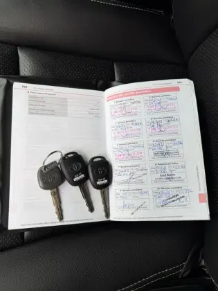 TOYOTA YARIS 1.3 16V FLEX XL LIVE MULTIDRIVE TOYOTA YARIS 1.3 16V FLEX XL LIVE MULTIDRIVE