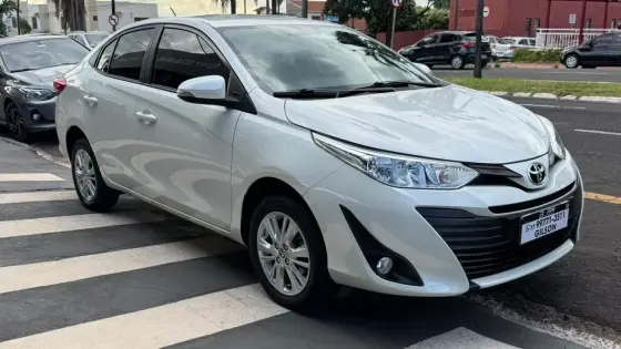 TOYOTA YARIS 1.5 16V FLEX SEDAN XL MULTIDRIVE TOYOTA YARIS 1.5 16V FLEX SEDAN XL MULTIDRIVE