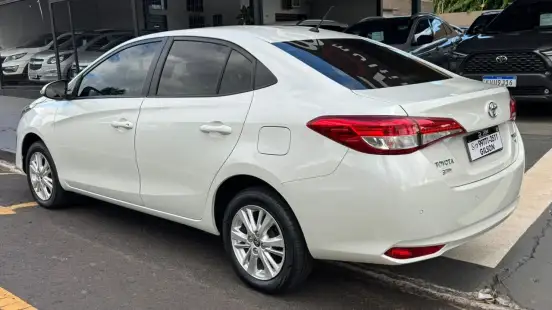 TOYOTA-YARIS-1.5 16V FLEX SEDAN XL MULTIDRIVE TOYOTA-YARIS-2019