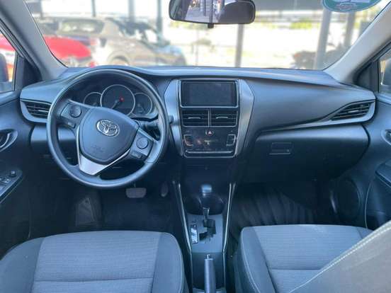 TOYOTA-YARIS-2024