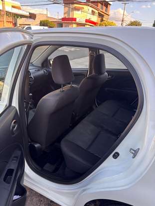 TOYOTA-ETIOS-1.3 X 16V FLEX 4P MANUAL TOYOTA-ETIOS-2019