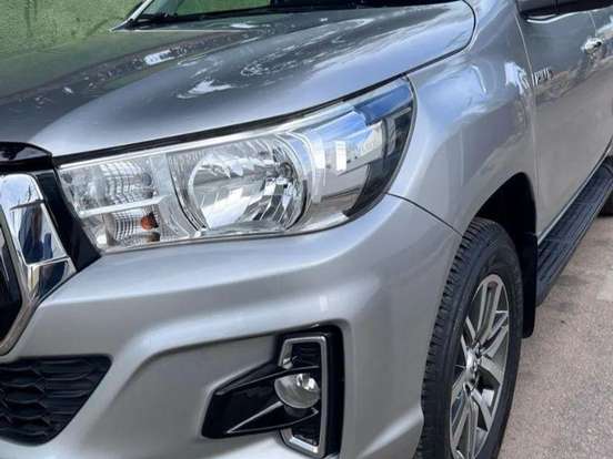 TOYOTA-HILUX-2.8 SRV 4X4 CD 16V DIESEL 4P AUTOMÁTICO TOYOTA-HILUX-2020