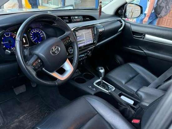 TOYOTA-HILUX-2.8 SRV 4X4 CD 16V DIESEL 4P AUTOMÁTICO TOYOTA-HILUX-2020