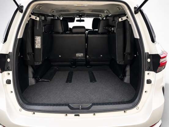 TOYOTA-HILUX SW4-2021