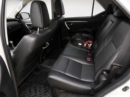 TOYOTA-HILUX SW4-2021