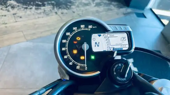 TRIUMPH-SPEED 400-2026