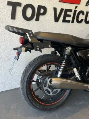 TRIUMPH-STREET TWIN-2016