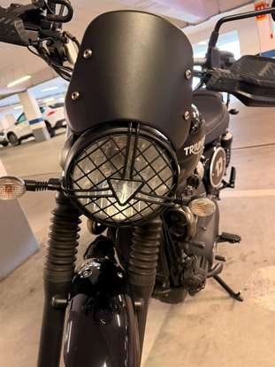 TRIUMPH-STREET SCRAMBLER-2018