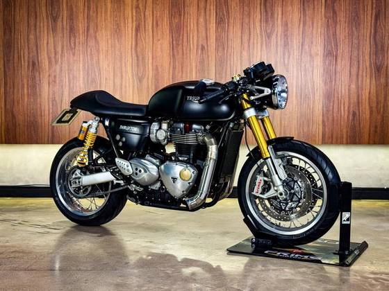 TRIUMPH THRUXTON R 