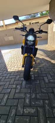 TRIUMPH-TRIDENT 660 TRIUMPH-TRIDENT 660-2025