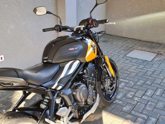 TRIUMPH-TRIDENT 660 TRIUMPH-TRIDENT 660-2025