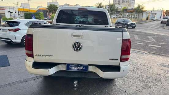 VOLKSWAGEN-AMAROK-2021