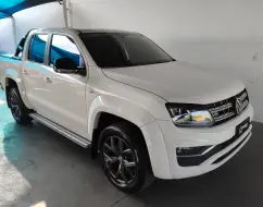 VOLKSWAGEN AMAROK 3.0 V6 TDI DIESEL HIGHLINE CD 4MOTION AUTOMÁTICO VOLKSWAGEN AMAROK 3.0 V6 TDI DIESEL HIGHLINE CD 4MOTION AUTOMÁTICO