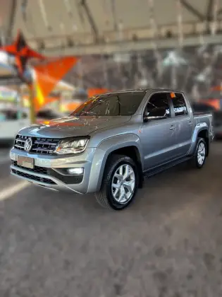 VOLKSWAGEN AMAROK 3.0 V6 TDI DIESEL HIGHLINE CD 4MOTION AUTOMÁTICO VOLKSWAGEN AMAROK 3.0 V6 TDI DIESEL HIGHLINE CD 4MOTION AUTOMÁTICO