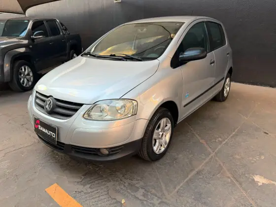 VOLKSWAGEN FOX 1.0 MI ROUTE 8V FLEX 4P MANUAL VOLKSWAGEN FOX 1.0 MI ROUTE 8V FLEX 4P MANUAL