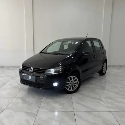 VOLKSWAGEN FOX 1.6 MI HIGHLINE 8V FLEX 4P MANUAL VOLKSWAGEN FOX 1.6 MI HIGHLINE 8V FLEX 4P MANUAL