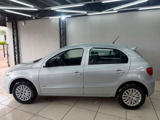 VOLKSWAGEN-GOL-2011