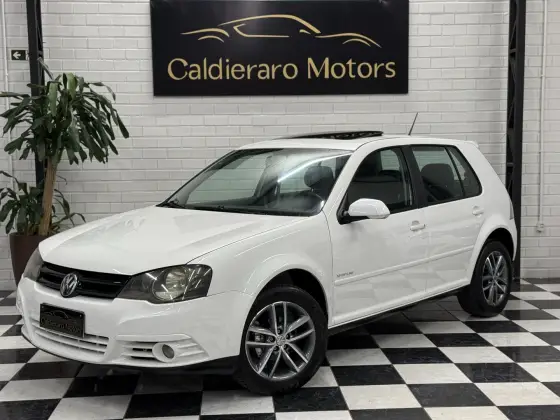 VOLKSWAGEN GOLF 1.6 MI SPORTLINE 8V FLEX 4P MANUAL VOLKSWAGEN GOLF 1.6 MI SPORTLINE 8V FLEX 4P MANUAL