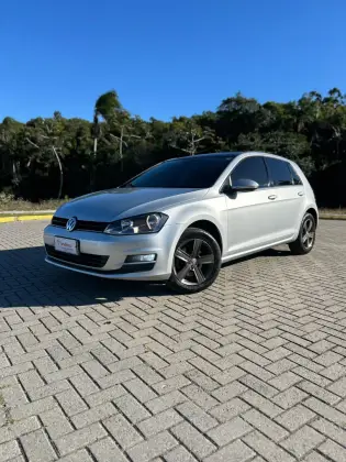 VOLKSWAGEN GOLF 1.6 MSI COMFORTLINE 16V TOTAL FLEX 4P MANUAL VOLKSWAGEN GOLF 1.6 MSI COMFORTLINE 16V TOTAL FLEX 4P MANUAL