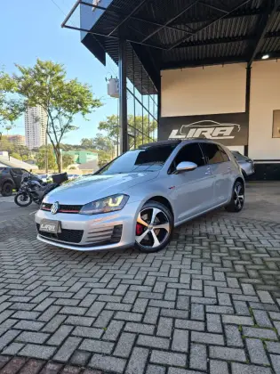 VOLKSWAGEN GOLF 2.0 TSI GTI 16V TURBO GASOLINA 4P AUTOMÁTICO VOLKSWAGEN GOLF 2.0 TSI GTI 16V TURBO GASOLINA 4P AUTOMÁTICO