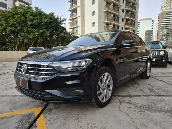 VOLKSWAGEN JETTA 1.4 250 TSI TOTAL FLEX COMFORTLINE TIPTRONIC VOLKSWAGEN JETTA 1.4 250 TSI TOTAL FLEX COMFORTLINE TIPTRONIC