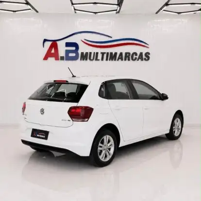 VOLKSWAGEN-POLO-2020