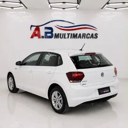 VOLKSWAGEN-POLO-2020