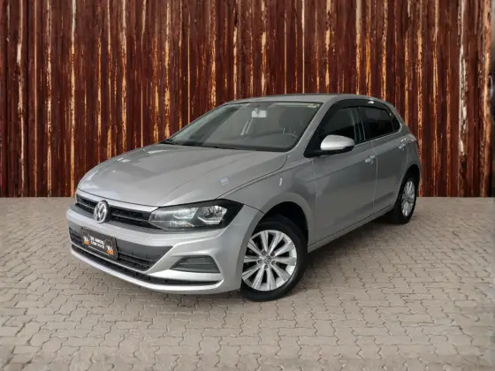 VOLKSWAGEN POLO 1.0 MPI TOTAL FLEX MANUAL VOLKSWAGEN POLO 1.0 MPI TOTAL FLEX MANUAL