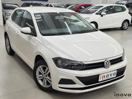 VOLKSWAGEN POLO 1.0 MPI TOTAL FLEX MANUAL VOLKSWAGEN POLO 1.0 MPI TOTAL FLEX MANUAL