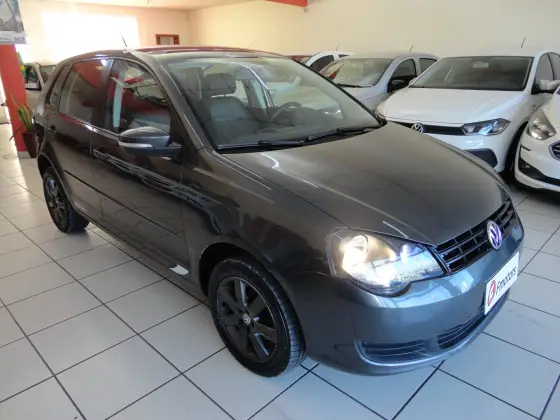 VOLKSWAGEN POLO 1.6 MI SPORTLINE 8V FLEX 4P AUTOMATIZADO VOLKSWAGEN POLO 1.6 MI SPORTLINE 8V FLEX 4P AUTOMATIZADO