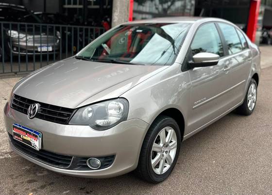 VOLKSWAGEN POLO 1.6 MI 8V FLEX 4P MANUAL