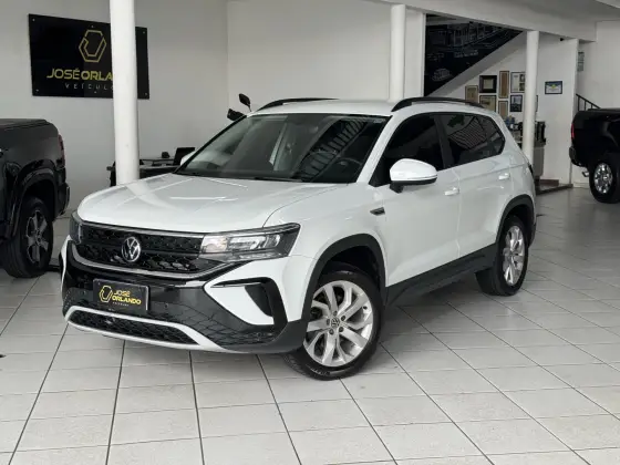 VOLKSWAGEN TAOS 1.4 250 TSI TOTAL FLEX COMFORTLINE AUTOMÁTICO