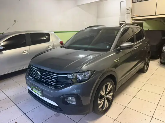 VOLKSWAGEN T-CROSS 1.0 200 TSI TOTAL FLEX COMFORTLINE AUTOMÁTICO